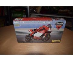 Ducati Desmosedici Troy Bayliss