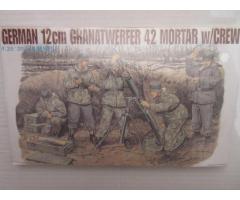 German 12cm Granatwerfer 42 Mortar w/Crew