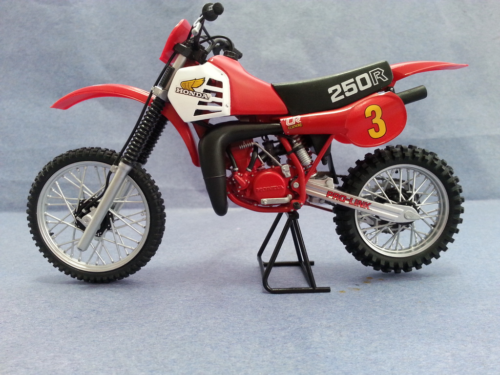 HONDA CR250R, 1/12